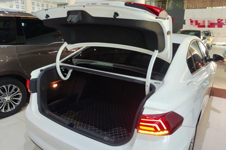 Used Volkswagen Bora 2021 1.5L Automatic Comfort Smart Connect Edition
