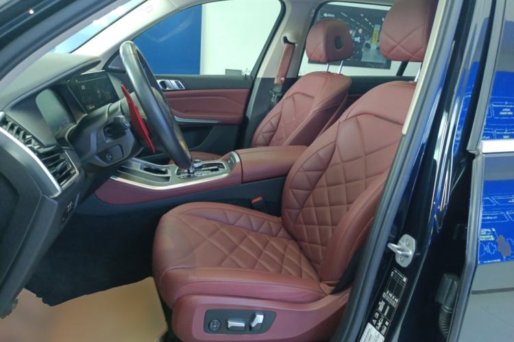 Used BMW X5 2022 Restyled xDrive 30Li Luxury Version M Sport Package
