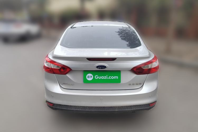 Used Ford Focus 2012 Sedan 1.6L Manual Fashion Edition
