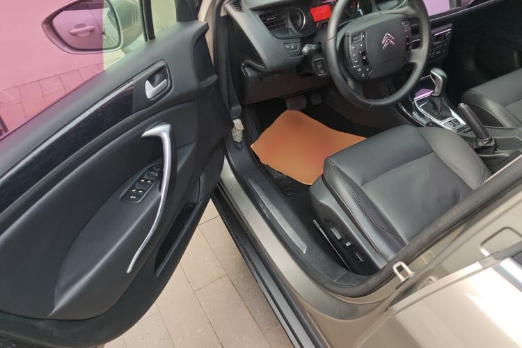 Used Citroen C5 2013 2.0L Automatic Luxury Model
