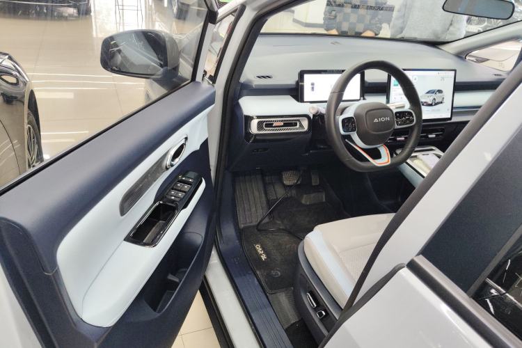 Used AION Y 2022 70 Intelligent Edition Lithium Iron Phosphate
