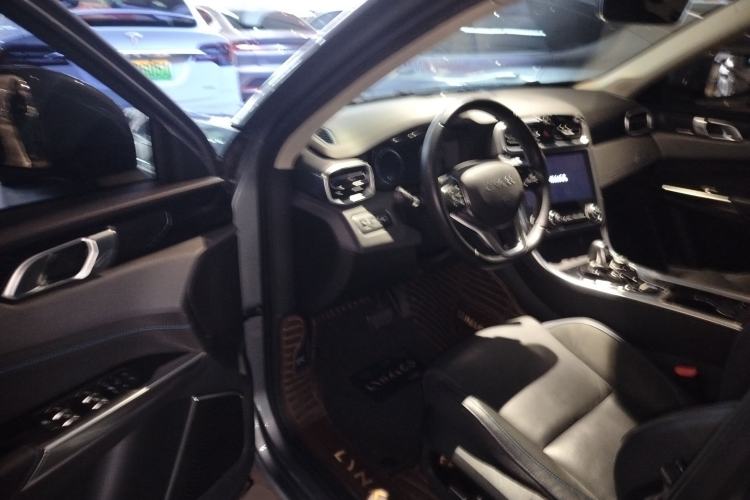 Used Lynk & Co 01 EM-P 2018 1.5T PHEV Jing Guo V Driver Seat