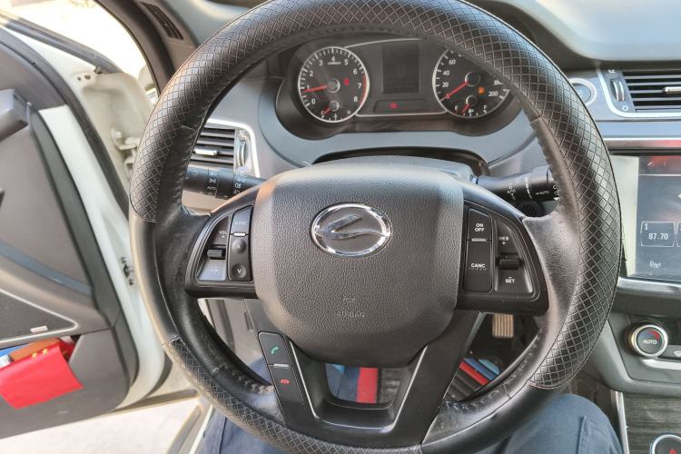 Used Land X7 2015 2.0T Panoramic Luxury Edition
