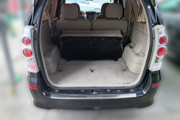 Used FAW Senya M80 2009 1.5L Automatic 7-Seater Luxury Version