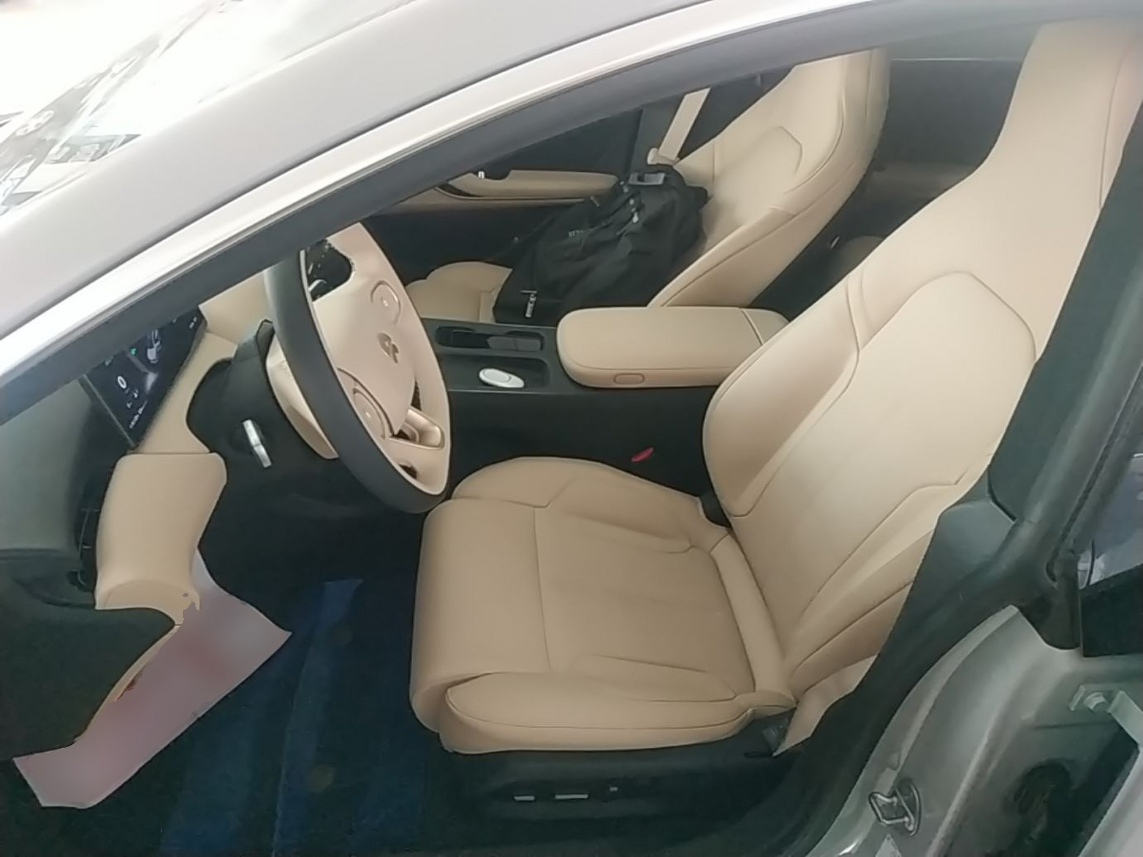 Vordere Reihe im Auto