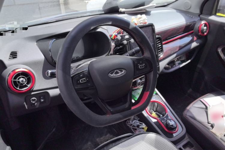 Used Chery Little Ant 2022 Sweet Pink Edition Half-Sugar Version 3-Cell Lithium 30kW 301km