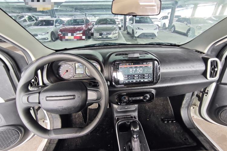 Used Roewe Clever 2022 311km QiQi BoBo Edition Center Console