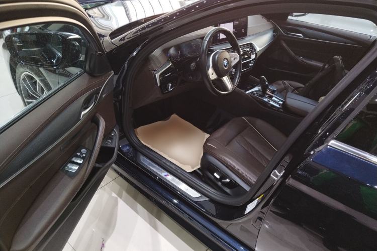 Used BMW 5 Series New Energy 2022 535Le Luxury Package