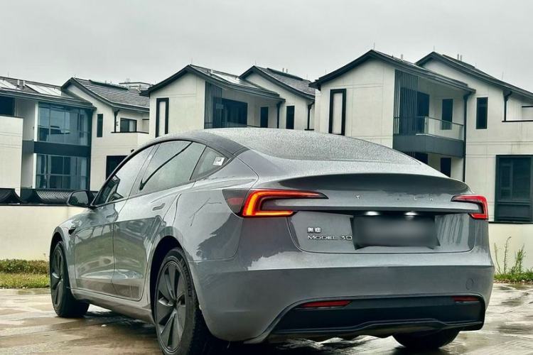 Used Tesla Model 3 2023 Rear-Wheel-Drive Version