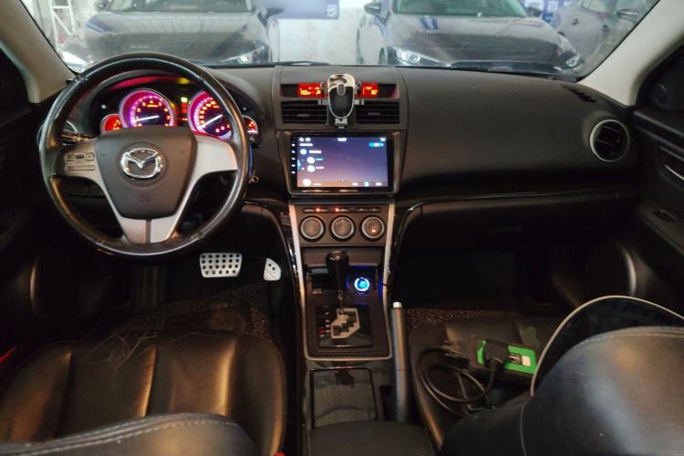 Used Mazda 6 2010 Coupe 2.0L Automatic Luxury Edition Center Console