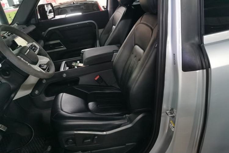 Used Land Rover Defender 2022 90 Two-Door 2.0T Standard Version European Edition