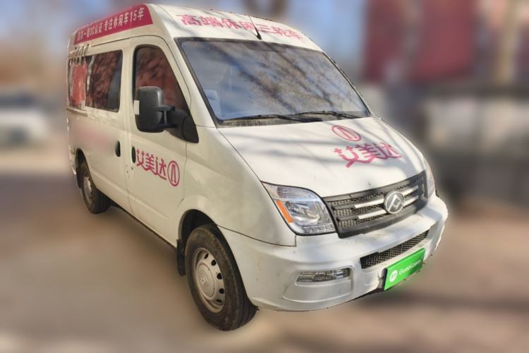 Used SAIC MAXUS Xintu V80 2023 2.0T Manual Classic Aoyuntong Short Wheelbase Mid-Roof 5/6-Seater