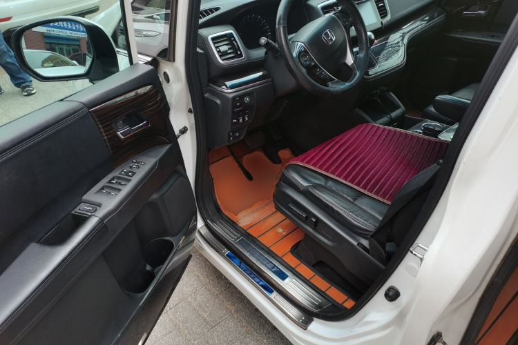 Used Honda Odyssey 2018 2.4L Smart Edition Driver Seat