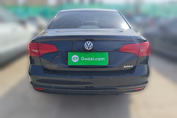 Used Volkswagen Bora 2016 1.6L Automatic Fashion Model
