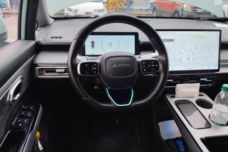 Used AION Y 2023 Younger