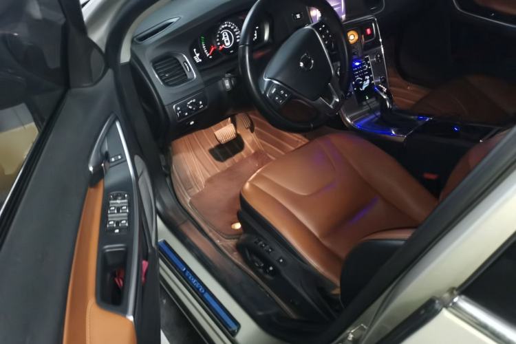 Used Volvo S60 2019 S60L Facelift T5 Intelligent Advanced Edition Interior 3