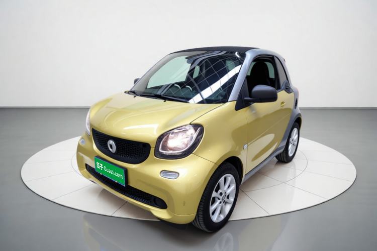 Used smart fortwo 2015 1.0L 52 kW hardtop Dynamic version