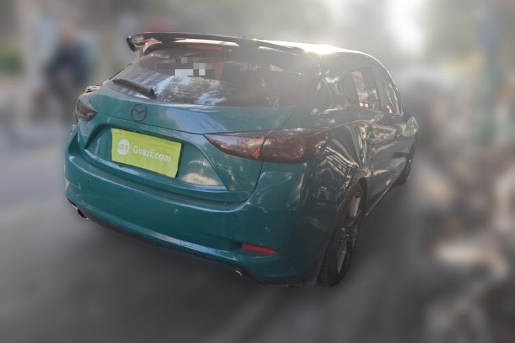 Used Mazda Mazda 3 Axela 2017 Hatchback 2.0L Automatic Luxury Model Emission Standard China V
