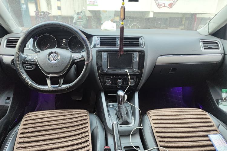 Used Volkswagen Sagitar 2018 280TSI DSG Comfort Model Interior 2