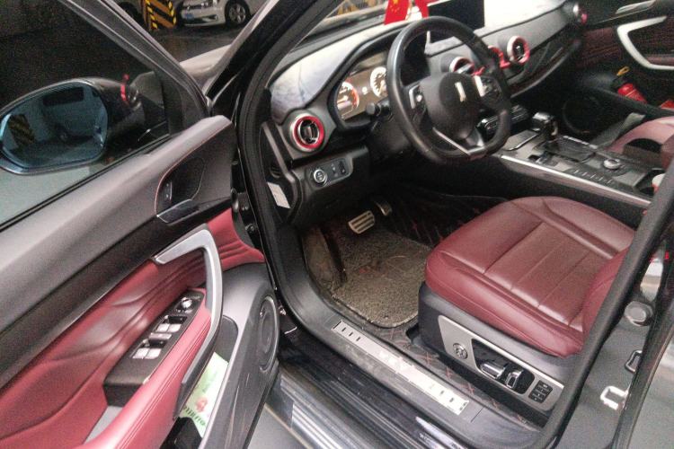 Used Wey VV7 2017 2.0T Flagship Model
