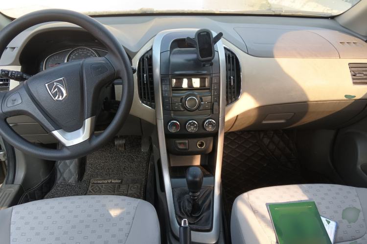 Used Baojun 630 2011 1.5L manual Comfort trim level
