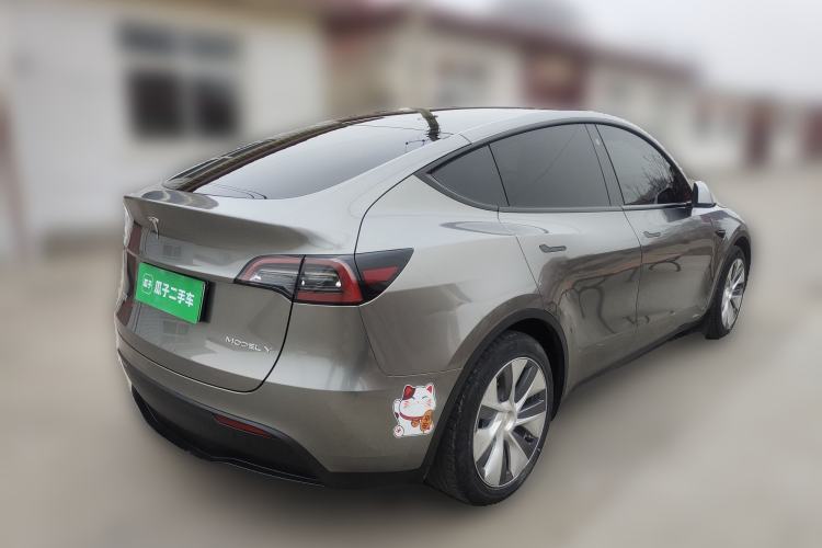 Used Tesla Model Y 2022 Rear-Wheel-Drive Version
