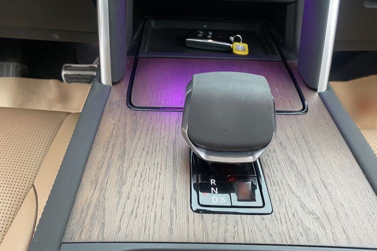 Used Land Rover Discovery Sport 2024 Performance Tech Edition
