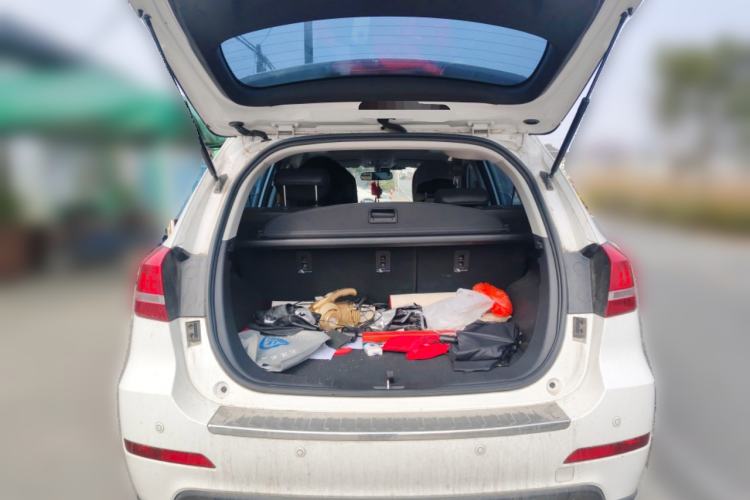 Used Haval H2 2017 Red-Label 1.5T Automatic Two-Wheel Drive Luxury Model
