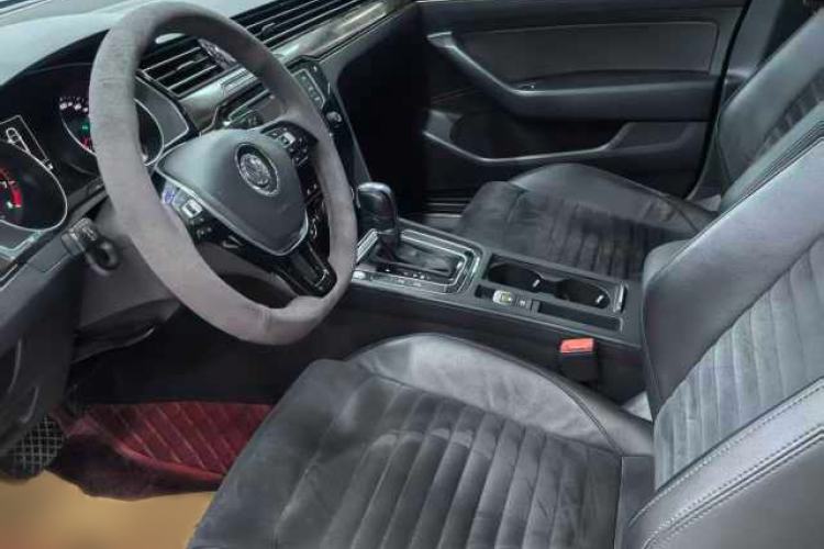 Used Volkswagen Magotan 2017 330TSI DSG Luxury Model Interior 2