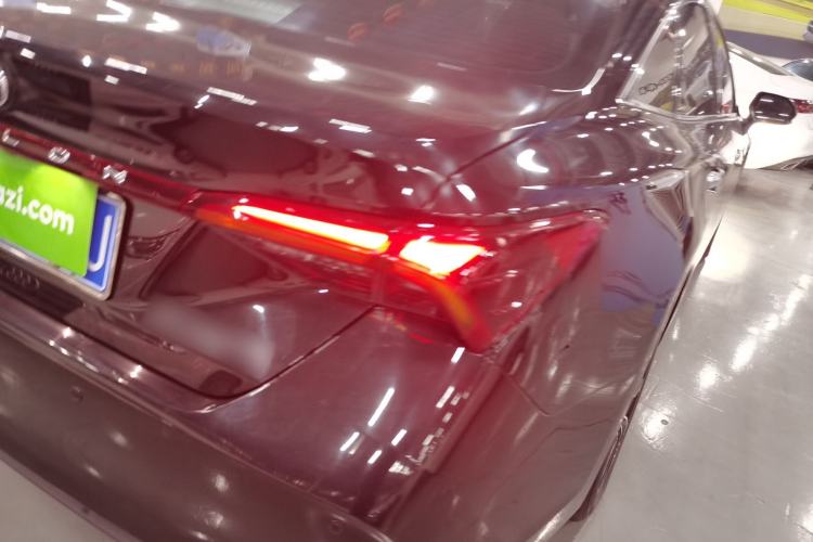 Used Toyota Avalon 2023 2.0L Luxury Edition Exterior 3