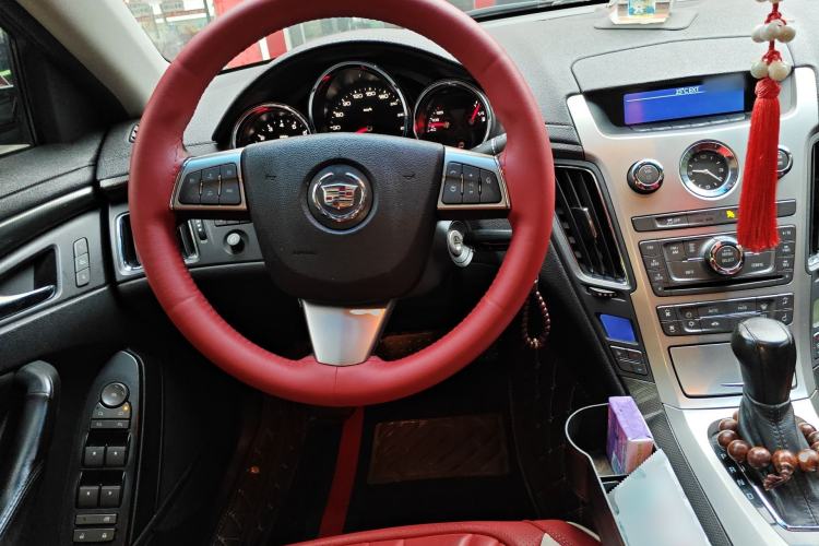 Used Cadillac CTS 2010 3.0 Elite Sport Edition Steering Wheel