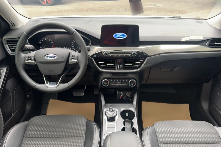 Used Ford Focus 2019 Sedan EcoBoost 180 Automatic Trend Edition
