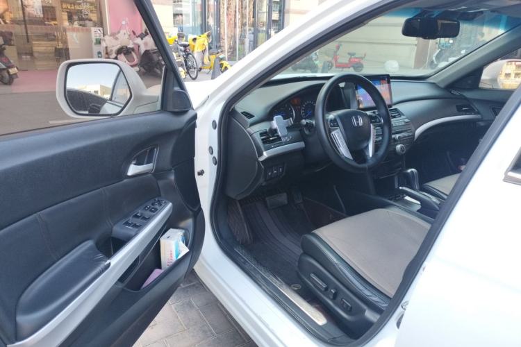 Used Honda Crosstour 2012 2.4L Luxury Edition Driver Seat