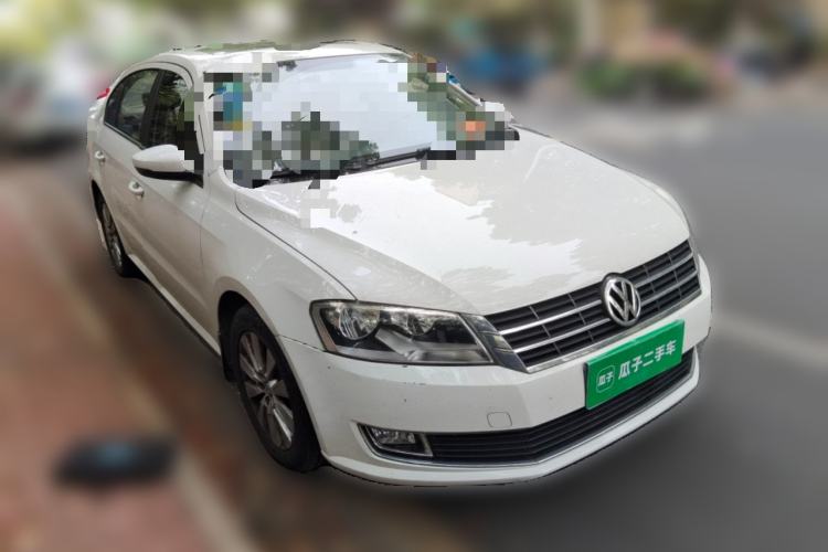 Used Volkswagen Lavida 2013 Restyled Classic 1.6L Manual Comfort Edition Front Right 45 Deg