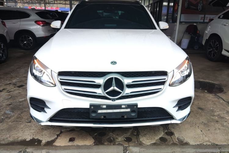 Used Mercedes-Benz GLC 2018 GLC 260 4MATIC Luxury Model