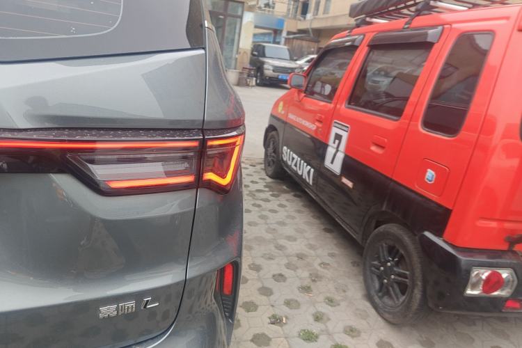 Used Geely Auto Jiajie 2023 Geely Jiaji L 1.5TD DCT Luxury Model