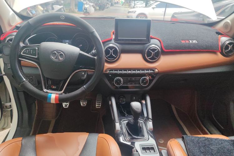 Used BAIC Senova X35 2016 1.5L Manual Luxury Edition
