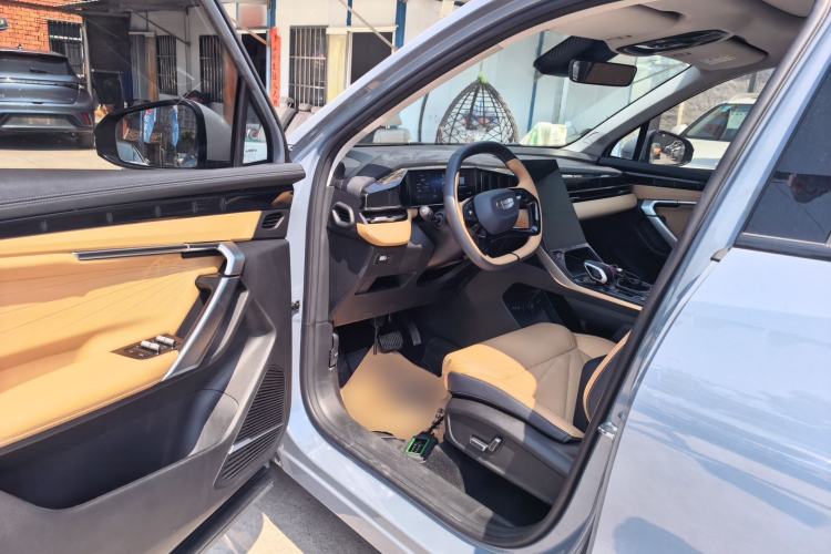 Used Geely Auto FX11 2023 1.5TD DCT Prestige Edition
