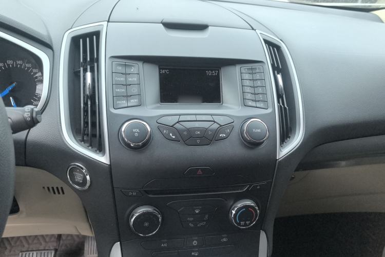 Used Ford Edge 2016 EcoBoost 245 Two-Wheel-Drive Titanium 5-Seater
