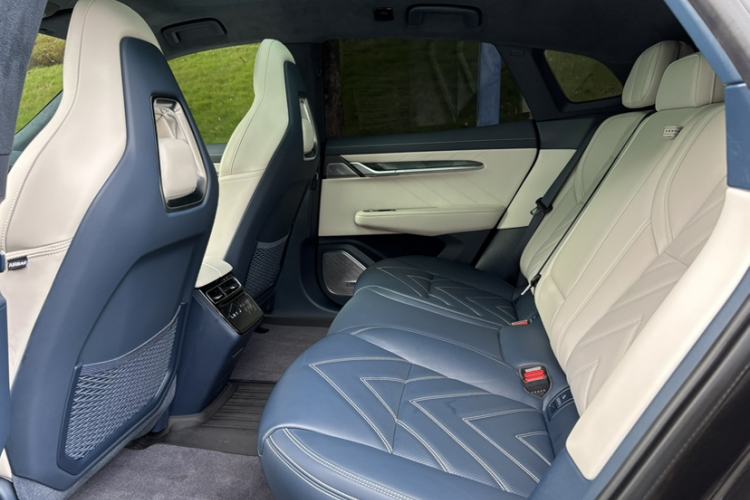 Used Zeekr 001 2021 Ultra-Long Range Dual-Motor YOU Version