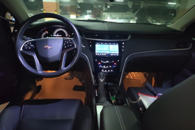 Used Cadillac XTS 2018 28T Elite Edition Center Console