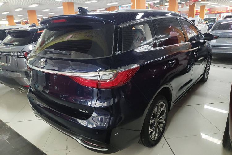Used BYD Song MAX 2019 1.5T Automatic SmartConnect ZhiLian RuiDong Edition with 6 Seats China VI Standard