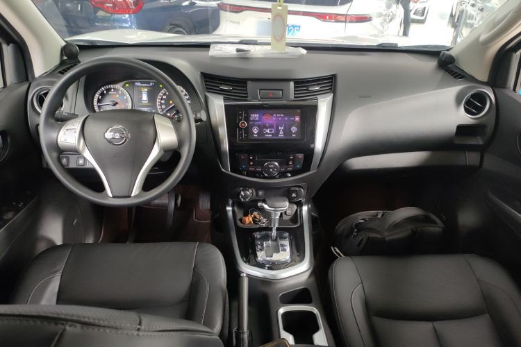 Used Nissan Terra 2018 2.5L Automatic 4x4 Luxury Edition
