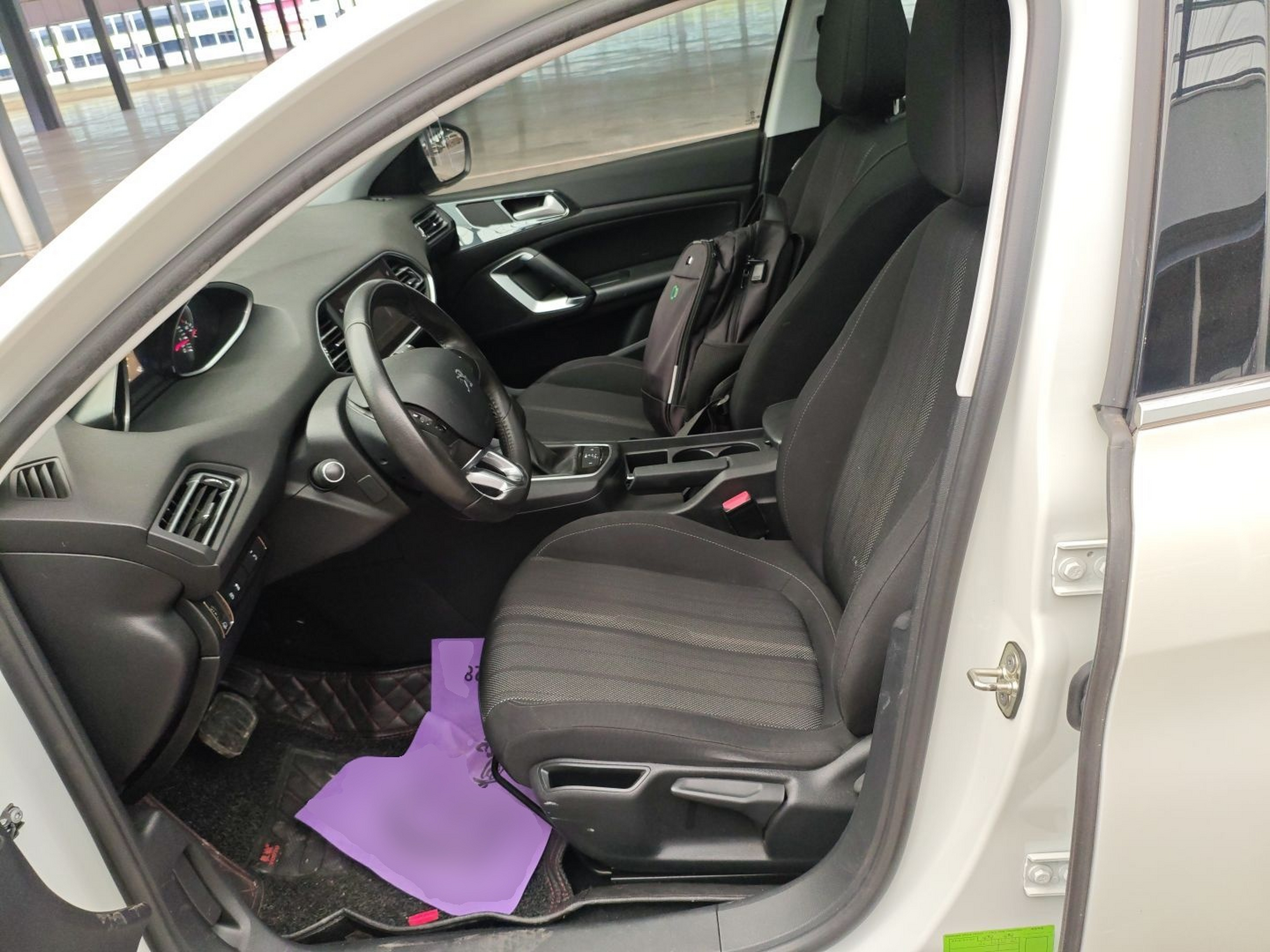 Avant de la voiture