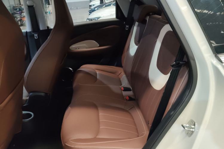 Used Wuling Bingo 2023 333 km Lingxi Connected Version Left Rear Seat