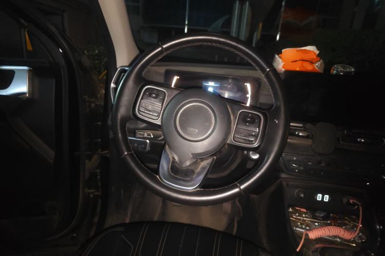 Used Great Wall King Kong Poer 2022 2.0T Manual Diesel Two-Wheel Drive Navigation Version with Long Bed – GW4D20M Steering Wheel