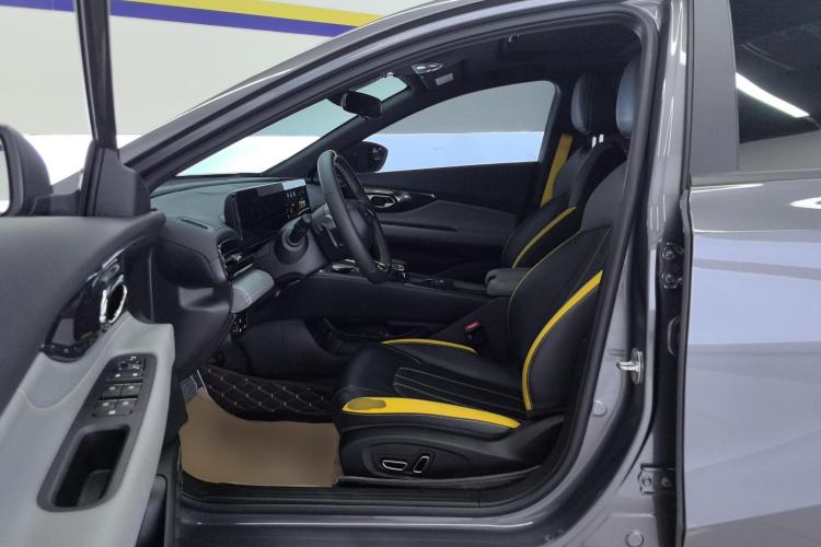 Used GAC Trumpchi EMPOW 2023 270T DCT J15 Version