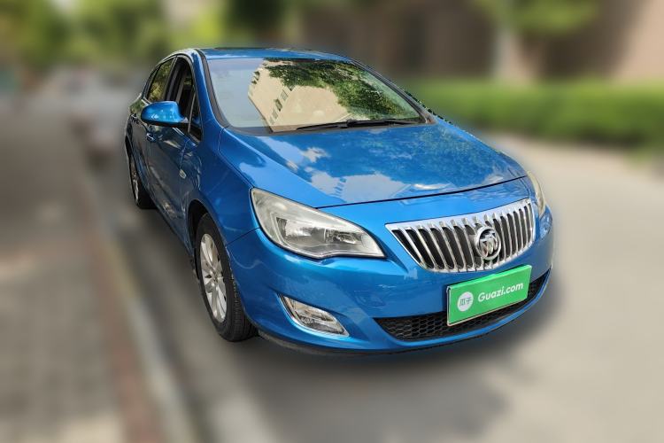 Used Buick GT 2010 XT 1.6L Automatic Fashion Edition Front Right 45 Deg