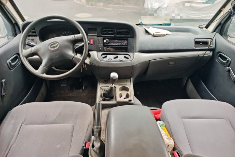 Used Jinbei Hiace 2011 2.0L 5th Generation Kuaiyunwang Luxury Version 4G20B
