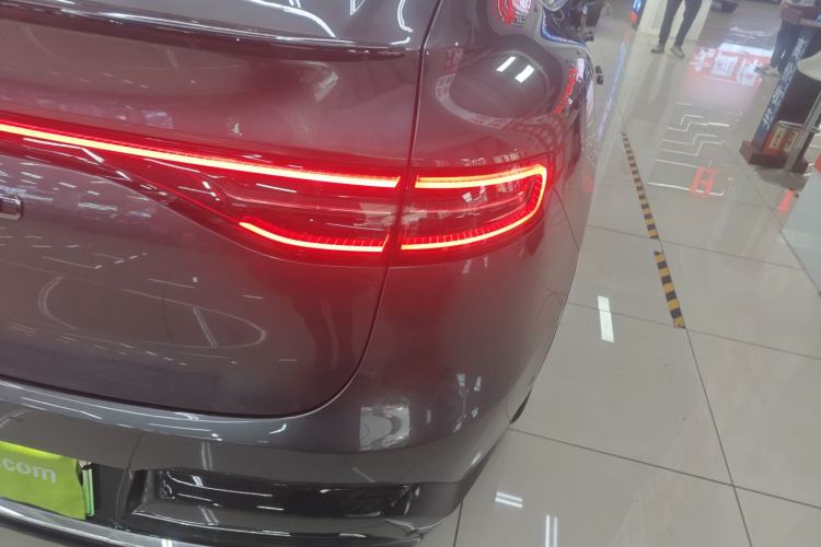 Used Hima Luxeed R7 2026 Model Range-Extending Ultra